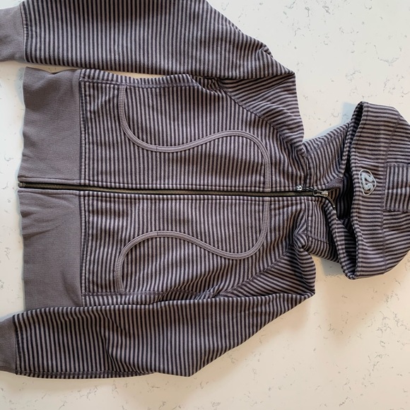 Lululemon Scuba Hoodie - Picture 2 of 2